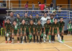 Foto de la galería: El Torneo Apertura 2026 de Futsal Femenino de la Liga Posadeña comenzó con gran entusiasmo en el “Finito” 