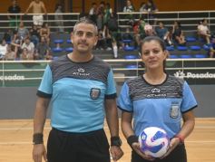 Foto de la galería: El Torneo Apertura 2026 de Futsal Femenino de la Liga Posadeña comenzó con gran entusiasmo en el “Finito” 