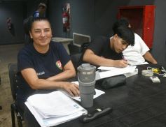 Foto de la galería: El Torneo Apertura 2026 de Futsal Femenino de la Liga Posadeña comenzó con gran entusiasmo en el “Finito” 