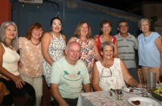 Sixto Fotografías. Sociedad. Cena Aniversario - El Barrio El Territorio celebró el 38° aniversario entre anécdotas, recuerdos y buena música