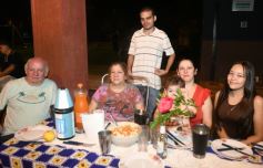 Foto de la galería: El Barrio El Territorio celebró el 38° aniversario entre anécdotas, recuerdos y buena música