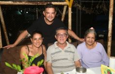 Foto de la galería: El Barrio El Territorio celebró el 38° aniversario entre anécdotas, recuerdos y buena música