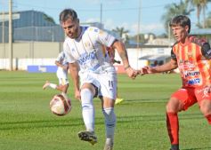 Foto de la galería: Mitre festejó en Rocamora en el partido ante Boca Unidos y el próximo encuentro será en Resistencia