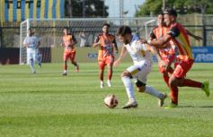 Foto de la galería: Mitre festejó en Rocamora en el partido ante Boca Unidos y el próximo encuentro será en Resistencia