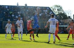 Foto de la galería: Mitre festejó en Rocamora en el partido ante Boca Unidos y el próximo encuentro será en Resistencia