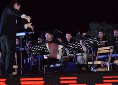 Foto de la galería: Una multitud participó en la emotiva Misa Popular de las Misiones en San Ignacio 