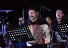Foto de la galería: Una multitud participó en la emotiva Misa Popular de las Misiones en San Ignacio 