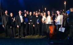 Foto de la galería: Una multitud participó en la emotiva Misa Popular de las Misiones en San Ignacio 