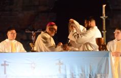 Foto de la galería: Una multitud participó en la emotiva Misa Popular de las Misiones en San Ignacio 