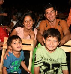 Foto de la galería: Una multitud participó en la emotiva Misa Popular de las Misiones en San Ignacio 