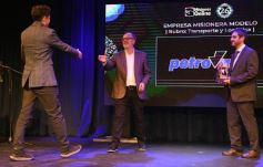 Foto de la galería: Misiones Online celebró su 26° aniversario y distinguió a protagonistas del desarrollo empresarial y social