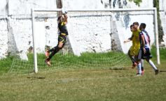 Foto de la galería: Crucero venció a Guaraní en el Clásico jugado en la cancha de Villa Urquiza 