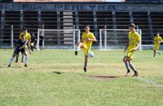 Foto de la galería: Crucero venció a Guaraní en el Clásico jugado en la cancha de Villa Urquiza 