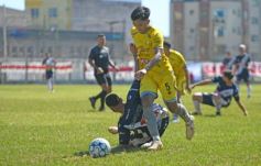 Foto de la galería: Crucero venció a Guaraní en el Clásico jugado en la cancha de Villa Urquiza 