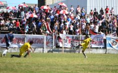 Foto de la galería: Crucero venció a Guaraní en el Clásico jugado en la cancha de Villa Urquiza 