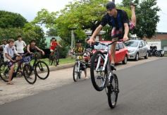 Foto de la galería: Integrantes de "Stunts Posadas" recorren diversos espacios para entrenar 