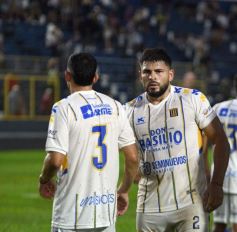 Foto de la galería: Mitre se prepara para enfrentar a Defensores de Vilelas después del 0-0 ante Sarmiento