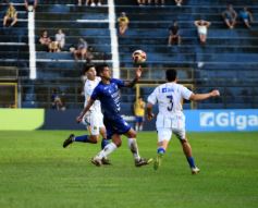 Foto de la galería: Mitre se prepara para enfrentar a Defensores de Vilelas después del 0-0 ante Sarmiento