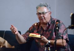 Foto de la galería: Ciclo de Podcast "Eterna Migración" con Ariel Saidel y Kike San Martín