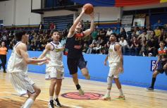 Foto de la galería: Mitre venció a Capri y sigue puntero en la Liga Federal de Básquetbol 