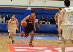 Foto de la galería: Mitre venció a Capri y sigue puntero en la Liga Federal de Básquetbol 