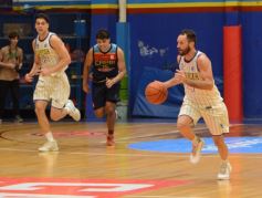 Foto de la galería: Mitre venció a Capri y sigue puntero en la Liga Federal de Básquetbol 