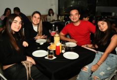 Foto de la galería: Previa del Día del Trabajador en "Pizzar y Probar" y celebración de cumpleaños 