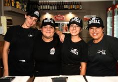 Foto de la galería: Previa del Día del Trabajador en "Pizzar y Probar" y celebración de cumpleaños 