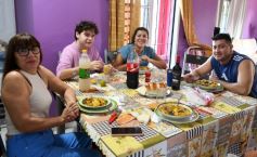 Foto de la galería: Charla, mate y buenas energías en la típica recorrida por la ciudad 