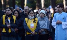 Foto de la galería: Miles de peregrinos llegaron hasta el santuario de Fátima con fe y devoción 