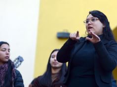 Foto de la galería: Miles de peregrinos llegaron hasta el santuario de Fátima con fe y devoción 