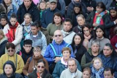 Foto de la galería: Miles de peregrinos llegaron hasta el santuario de Fátima con fe y devoción 