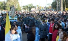 Foto de la galería: Miles de peregrinos llegaron hasta el santuario de Fátima con fe y devoción 