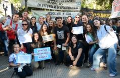 Foto de la galería: En Posadas miles de personas marcharon para exigir la Ley de Financiamiento Universitario