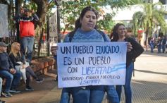 Foto de la galería: En Posadas miles de personas marcharon para exigir la Ley de Financiamiento Universitario