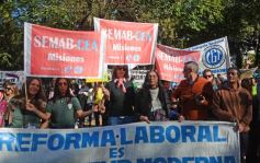 Foto de la galería: En Posadas miles de personas marcharon para exigir la Ley de Financiamiento Universitario
