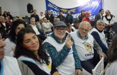 Foto de la galería: Mensaje de unidad y reorganización en el acto de asunción de Christian Humada en el PJ Misiones 