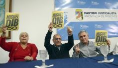 Foto de la galería: Mensaje de unidad y reorganización en el acto de asunción de Christian Humada en el PJ Misiones 