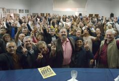 Foto de la galería: Mensaje de unidad y reorganización en el acto de asunción de Christian Humada en el PJ Misiones 