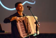 Foto de la galería: Son Guarán celebró su primer aniversario en el Centro Cultural Vicente Cidade