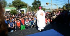 Foto de la galería: Multitudinaria muestra de fe a Santa Rita, patrona de las causas imposibles