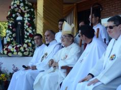 Foto de la galería: Multitudinaria muestra de fe a Santa Rita, patrona de las causas imposibles