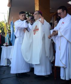 Foto de la galería: Multitudinaria muestra de fe a Santa Rita, patrona de las causas imposibles