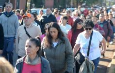 Foto de la galería: Multitudinaria muestra de fe a Santa Rita, patrona de las causas imposibles