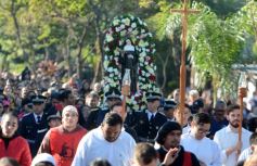 Foto de la galería: Multitudinaria muestra de fe a Santa Rita, patrona de las causas imposibles