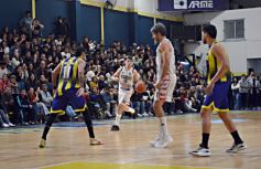 Foto de la galería: Tokio se quedó con el clásico posadeño y se prepara para recibir a Córdoba Básquet de Corrientes