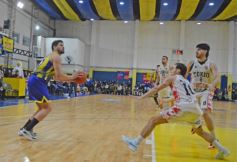 Foto de la galería: Tokio se quedó con el clásico posadeño y se prepara para recibir a Córdoba Básquet de Corrientes