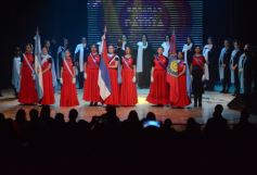 Foto de la galería: En el Montoya, con la sala repleta, se vivió el homenaje a la Patria 