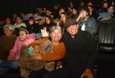 Foto de la galería: En el Montoya, con la sala repleta, se vivió el homenaje a la Patria 