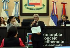 Foto de la galería: Reconocimientos de Interés Municipal para la obra de Juan Ramón Fariña y Cascos Azules 